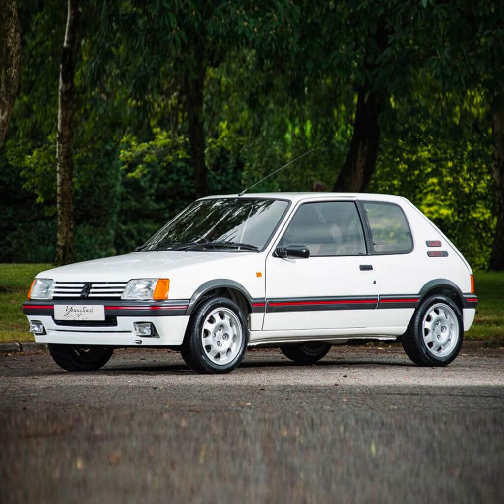 1-photo-205 GTI