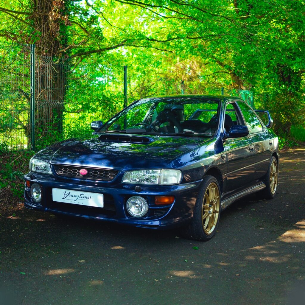 1-photo-Subaru GT 2000