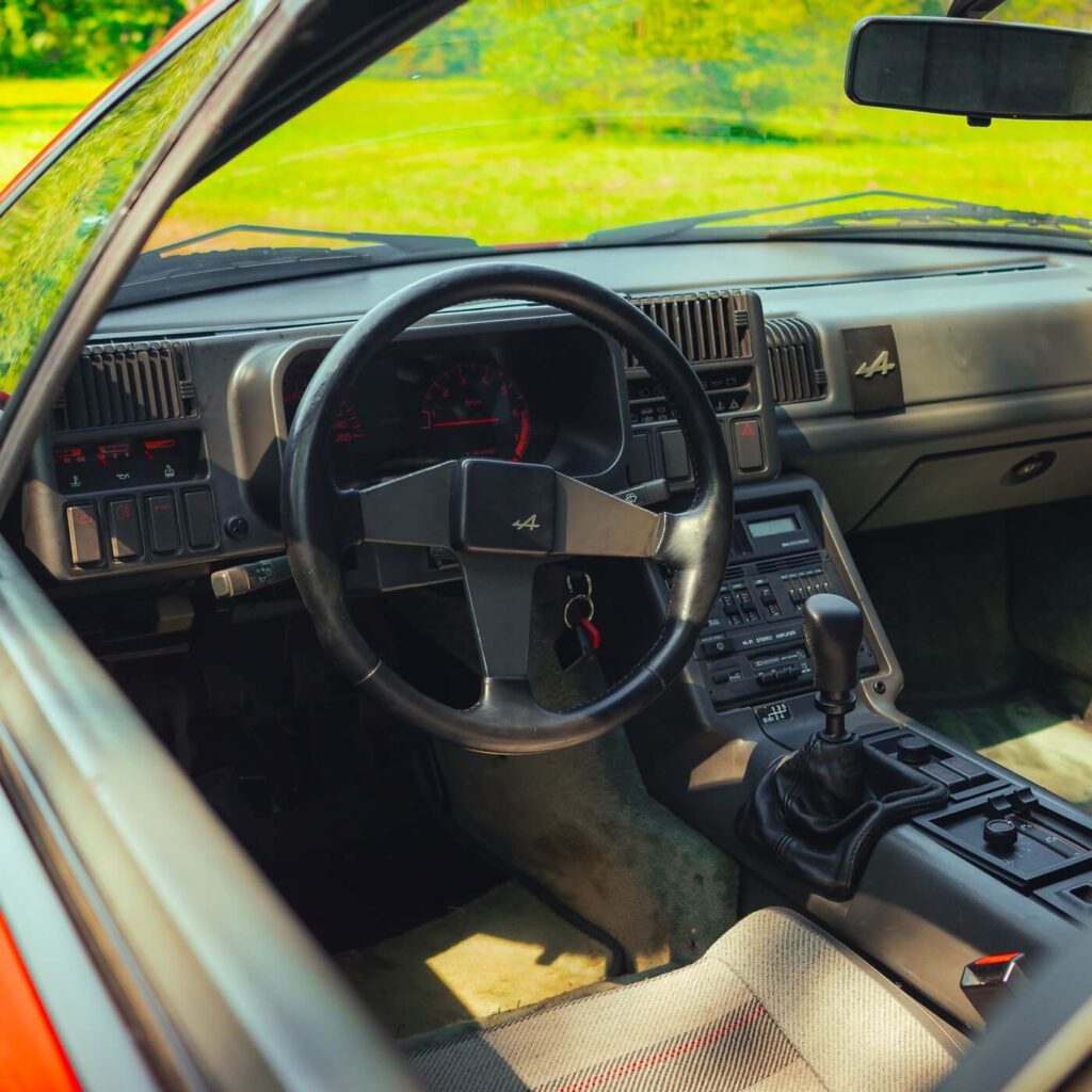 4-photo-Alpine GTA