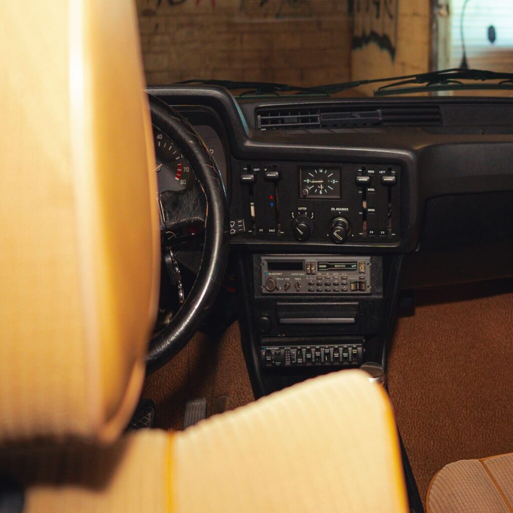 5-photo-BMW E21 ALPINA