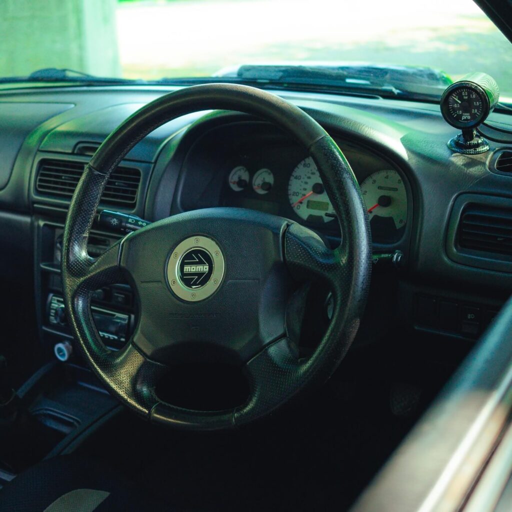 5-photo-Subaru GT 2000