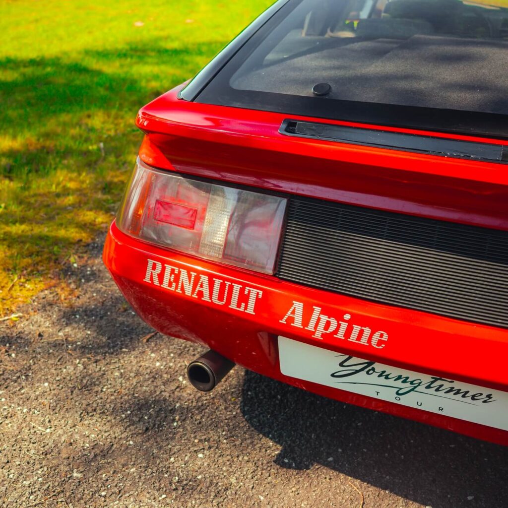 6-photo-Alpine GTA